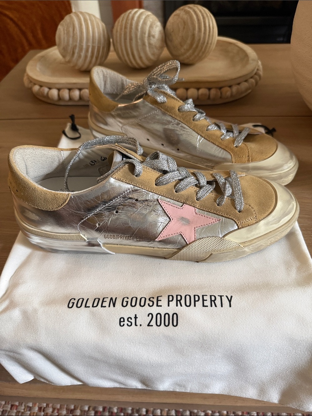 Golden Goose Private Edition Silver & Pink Low-Top Sneakers - Women's